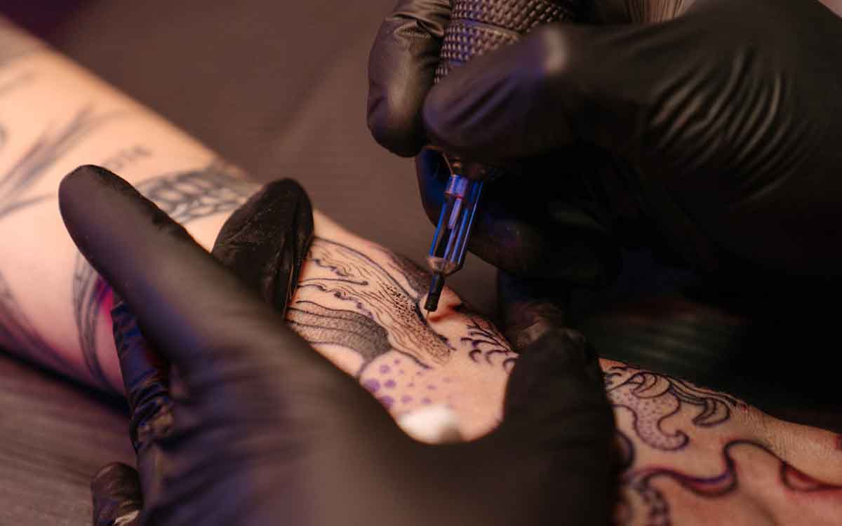 Tintas Para Tatuajes. ¿Sabes De Qué Están Compuestas?
