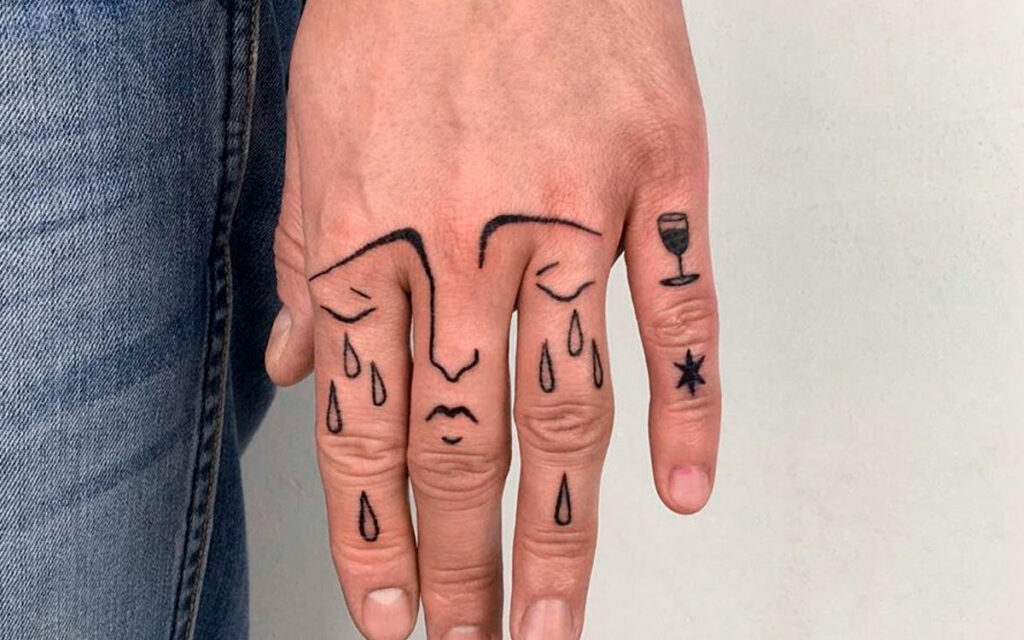 que es el tatuaje handpoke