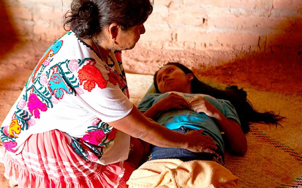 medicina tradicional mexicana y las parteras